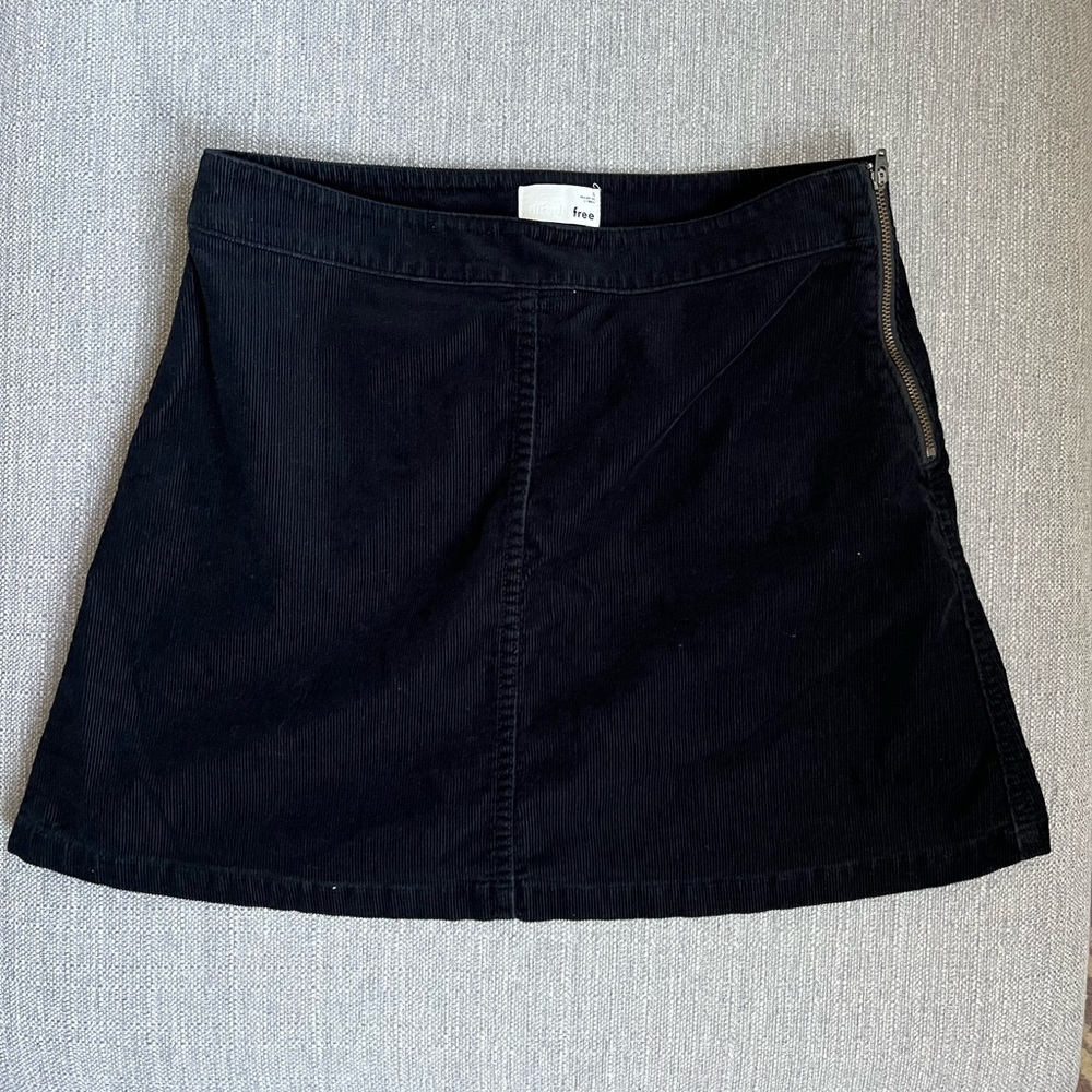 Aritzia Wilfred Free Black Corduroy Mini Skirt